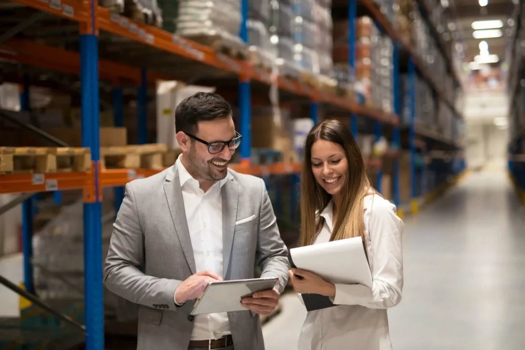 Logistikplanung und Optimierung für effiziente Transport- und Lagerstrategien